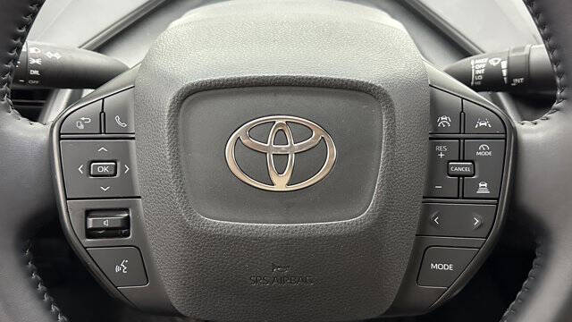2025 Toyota Prius LE