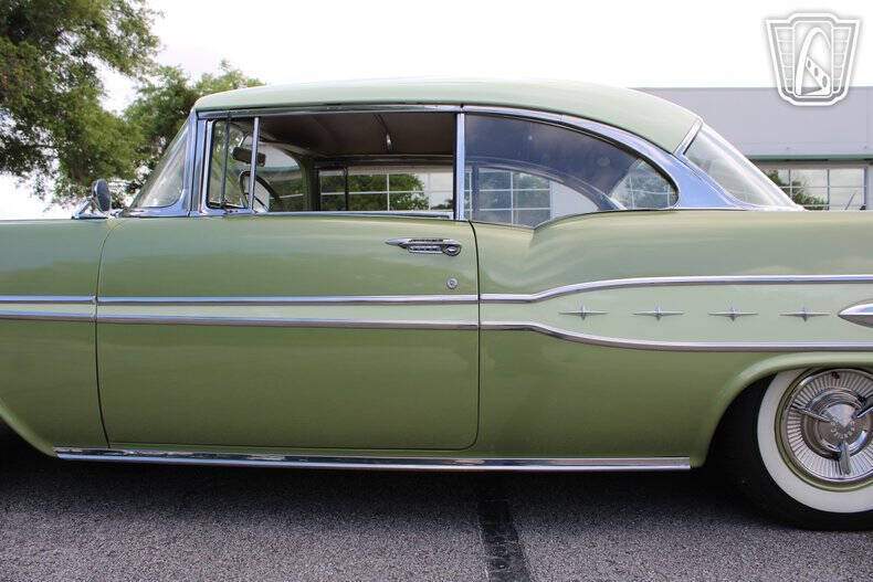 1957 Pontiac Star Chief
