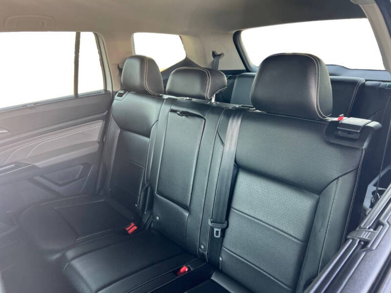 2023 Volkswagen Atlas SE