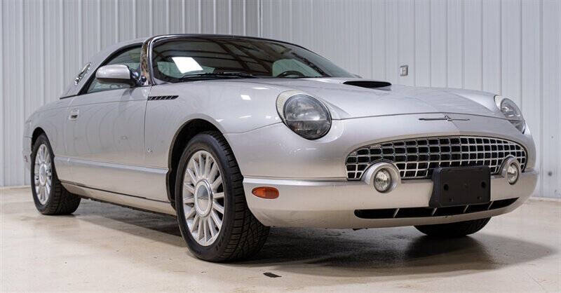 2004 Ford Thunderbird Deluxe