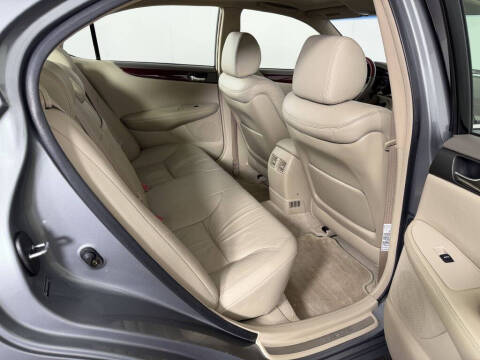 2004 Lexus ES 330