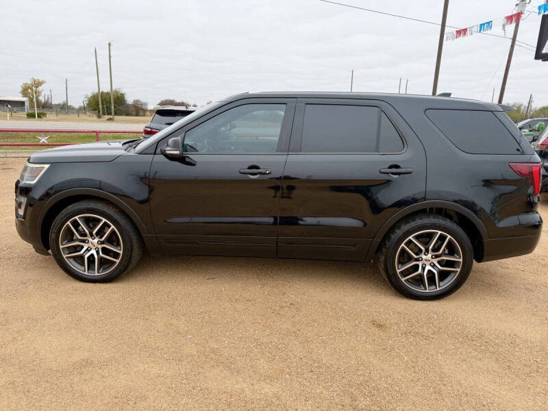 2016 Ford Explorer Sport