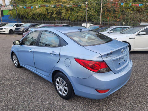 2014 Hyundai Accent GLS