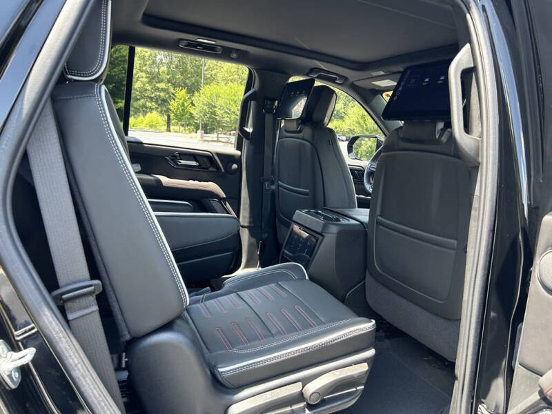 2025 GMC Yukon AT4 Ultimate