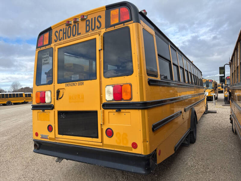 2008 Freightliner B2 Chassis