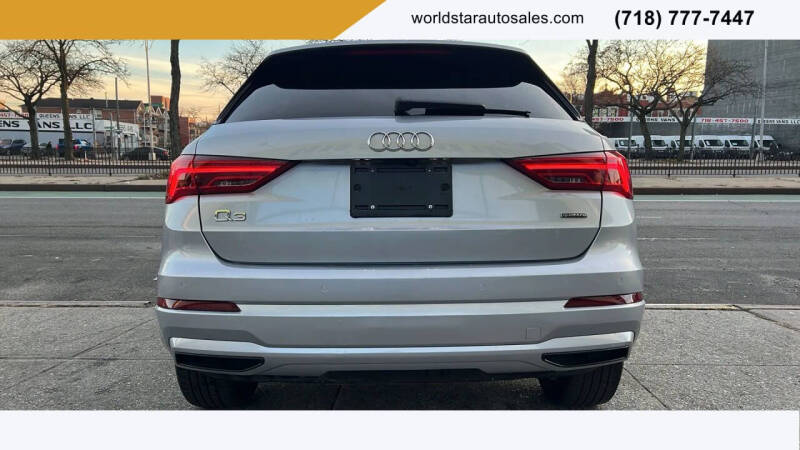 2022 Audi Q3 quattro Premium Plus 40 TFSI