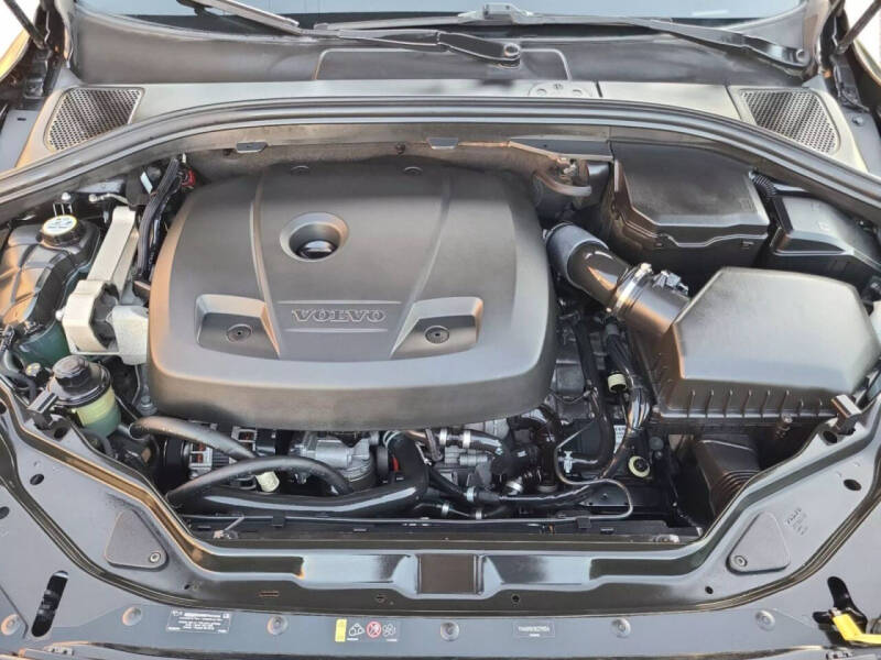 2016 Volvo XC60 T5 Drive-E Premier