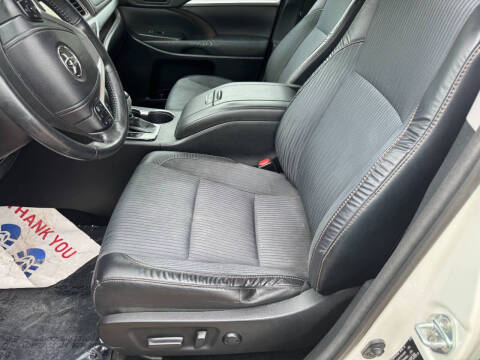 2015 Toyota Highlander LE Plus