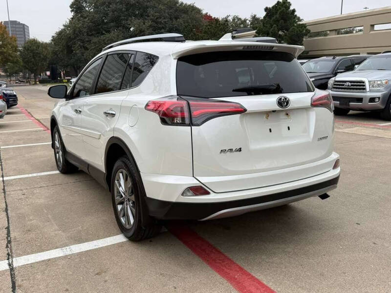 2017 Toyota RAV4 Limited