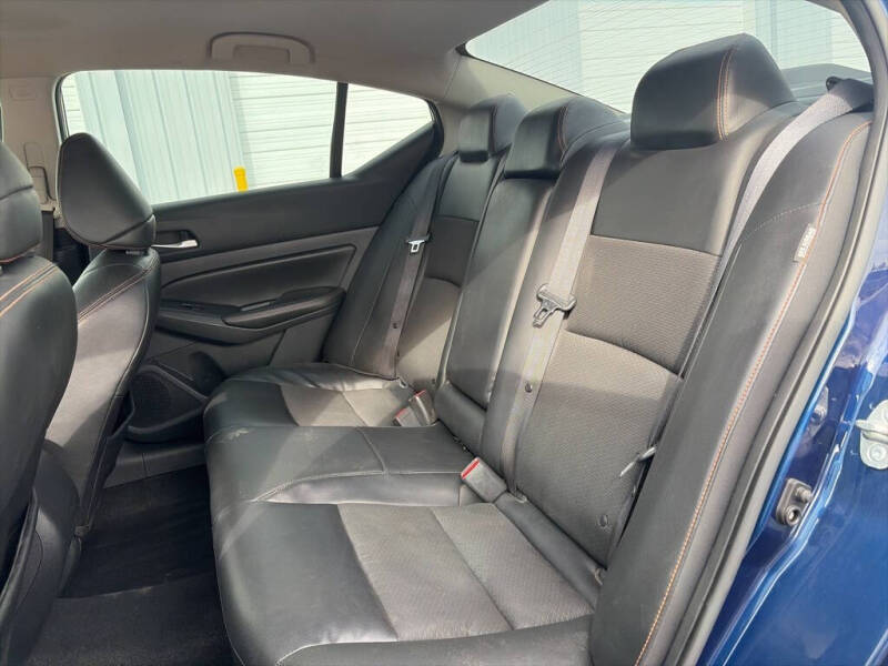 2021 Nissan Altima 2.5 SR