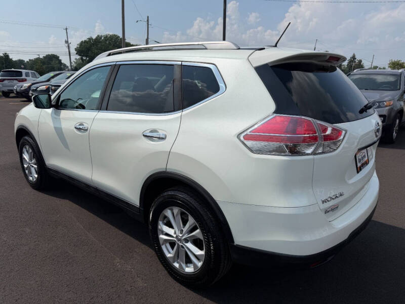2016 Nissan Rogue SV