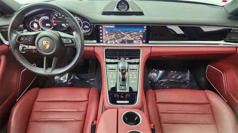 2023 Porsche Panamera Platinum Edition