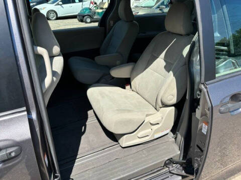 2016 Toyota Sienna L 7-Passenger