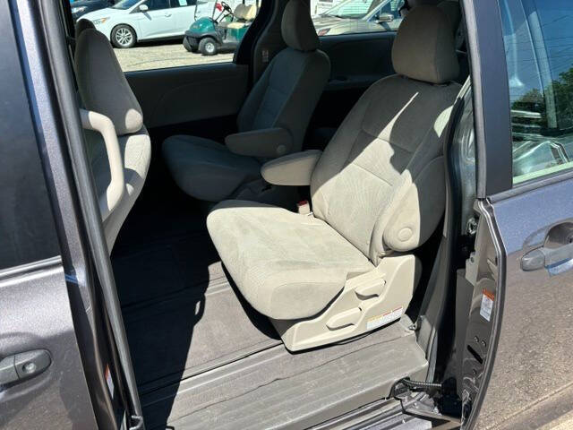 2016 Toyota Sienna L 7-Passenger