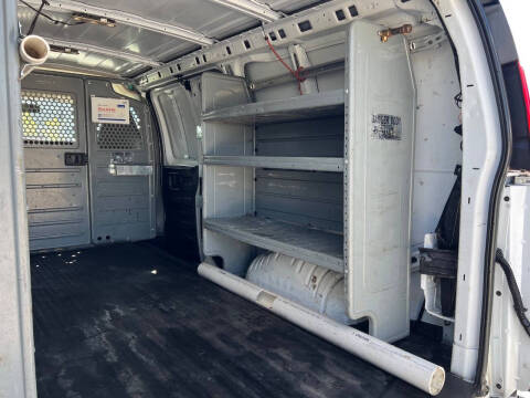 2019 Chevrolet Express 2500