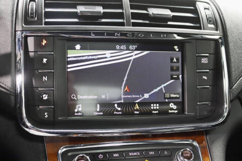 2017 Lincoln Continental Select