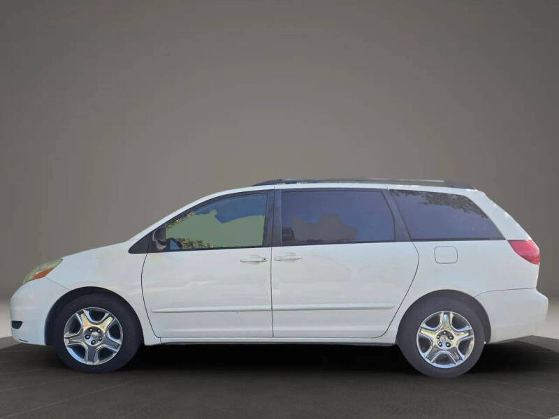 2006 Toyota Sienna