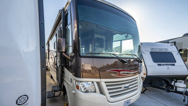2013 Newmar BAYSTAR for sale at TRAVERS GMT AUTO SALES in Florissant MO