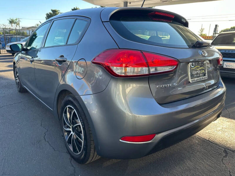2016 Kia Forte5 LX