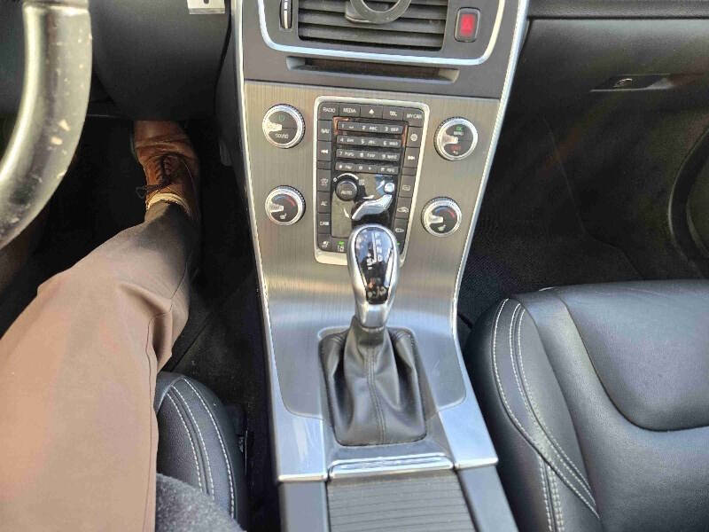 2016 Volvo S60 T5 Drive-E Premier