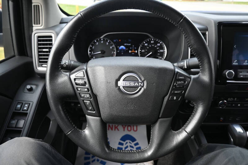 2022 Nissan Frontier SV