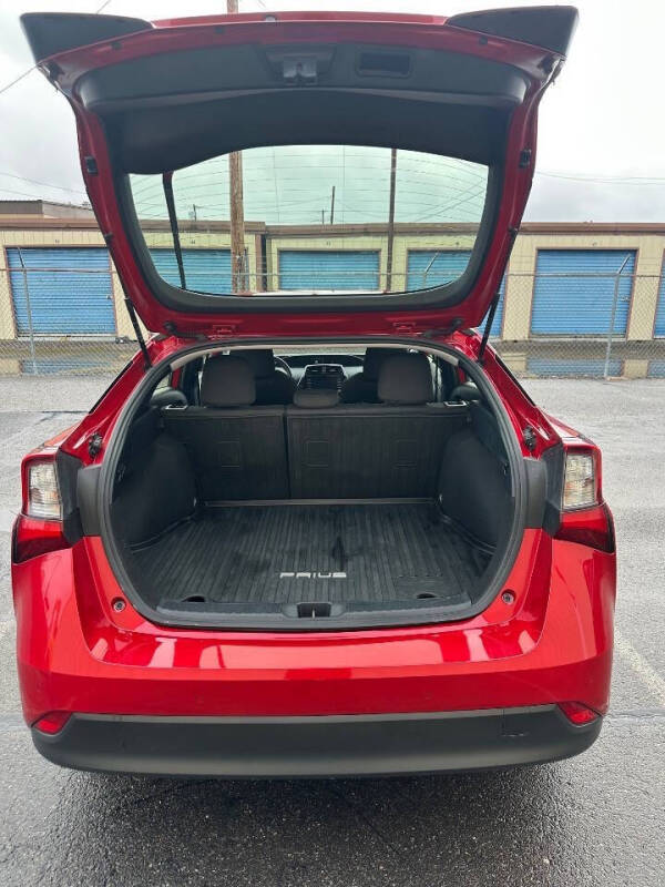 2022 Toyota Prius LE AWD-e