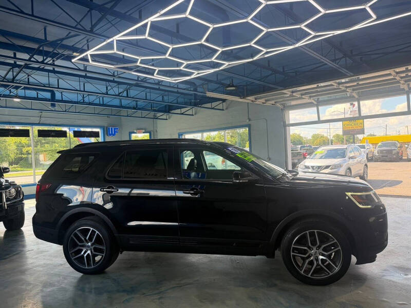 2018 Ford Explorer Sport