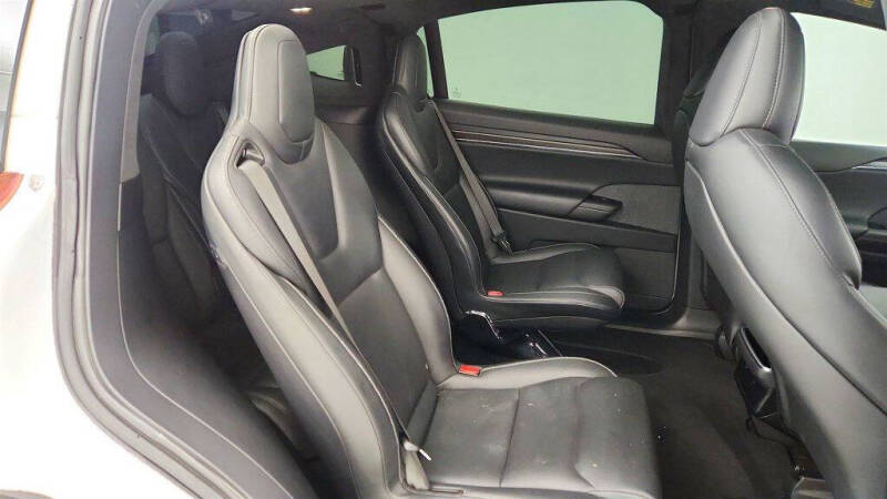 2022 Tesla Model X Plaid