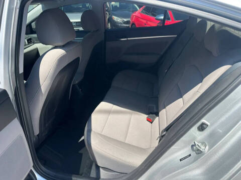 2020 Hyundai Elantra