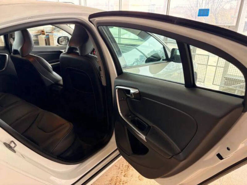 2017 Volvo S60 T5 Dynamic