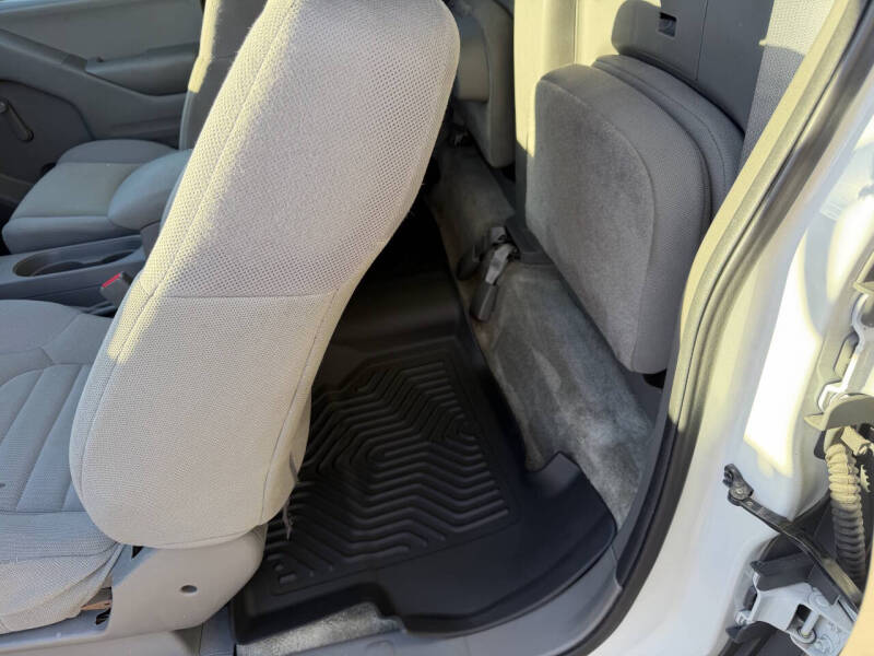 2016 Nissan Frontier S