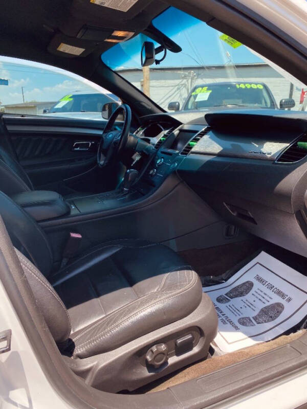 2013 Ford Taurus SEL