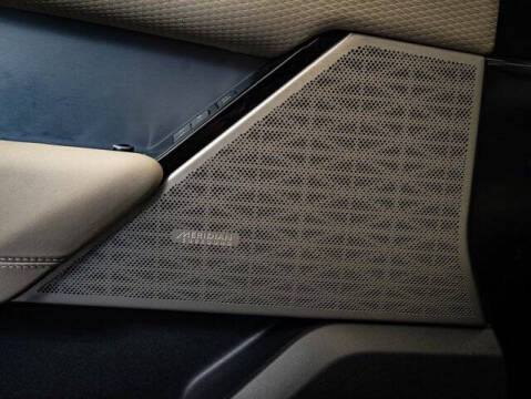 2022 Land Rover Range Rover Velar P250 R-Dynamic S