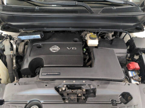 2013 Nissan Pathfinder SV