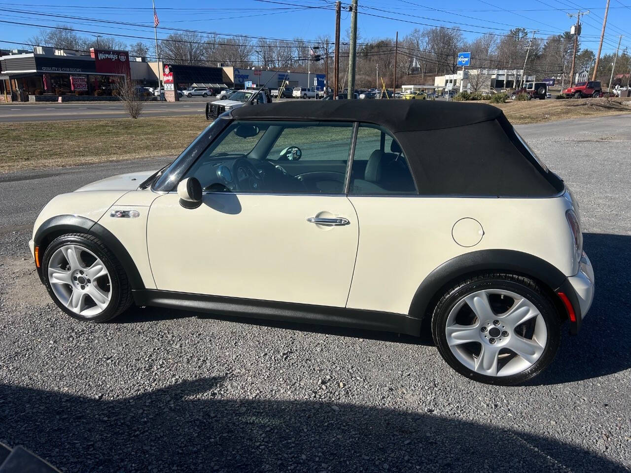 Off white 2008 MINI Cooper S Convertible S 2dr Convertible 2