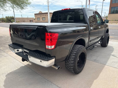 2015 Nissan Titan SV