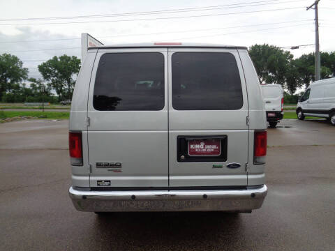 2011 Ford E-Series E-350 SD XLT