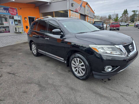 2014 Nissan Pathfinder Platinum
