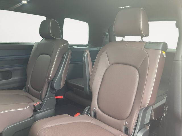 2025 Volkswagen ID. Buzz Pro S Plus 4Motion
