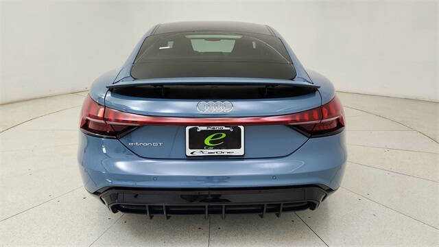 2022 Audi e-tron GT quattro Premium Plus