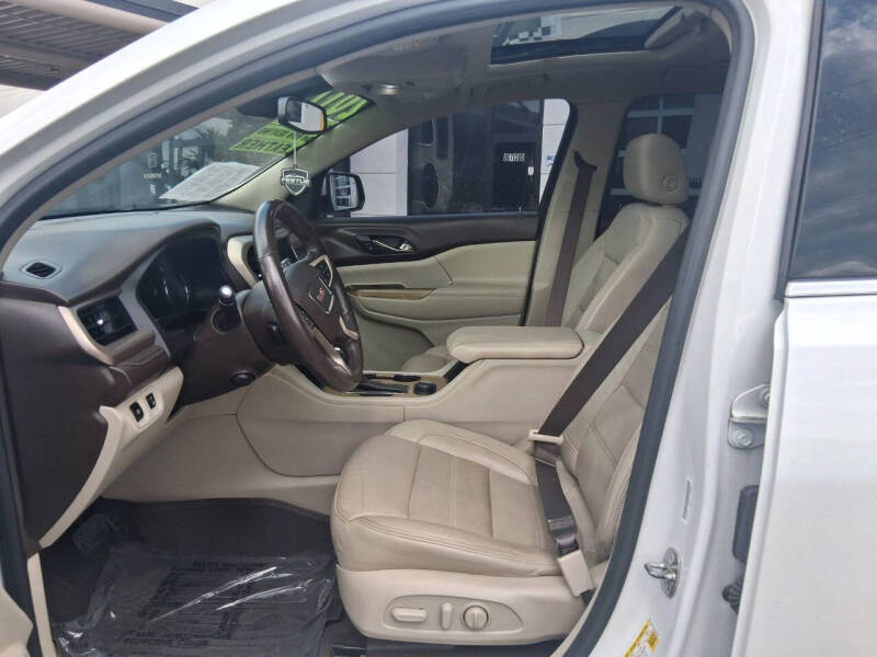2017 GMC Acadia Denali