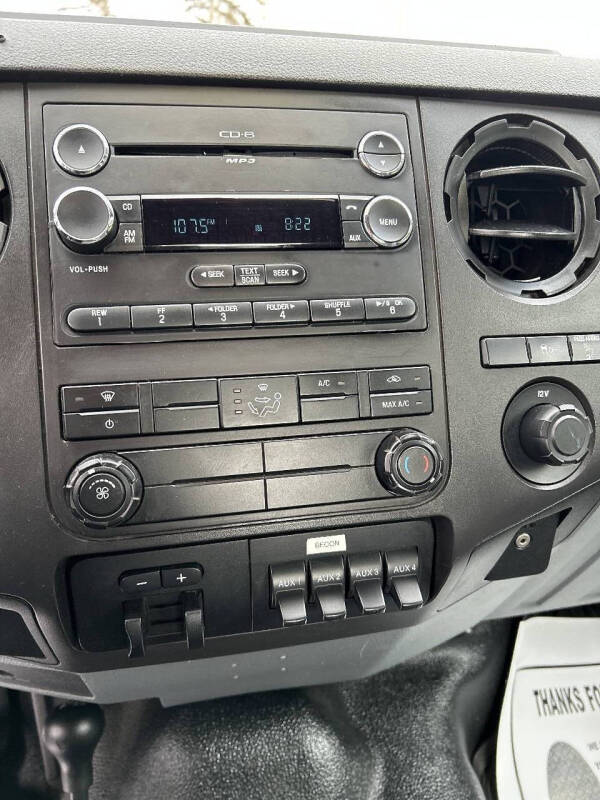 2011 Ford F-350 Super Duty XL