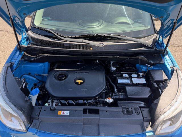 2016 Kia Soul +