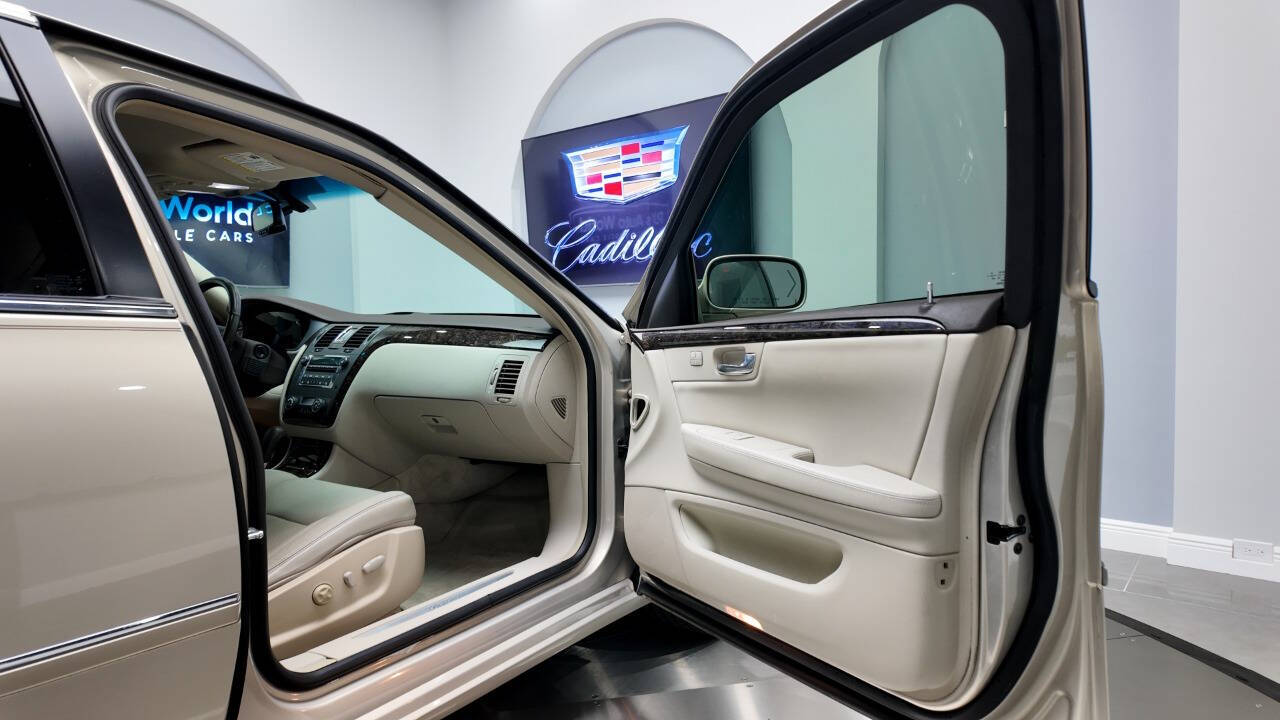 2009 Cadillac DTS 39
