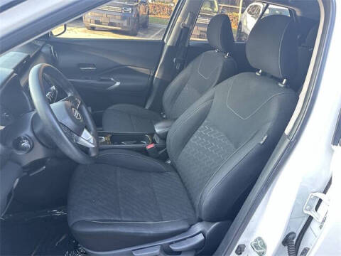 2022 Nissan Kicks SV