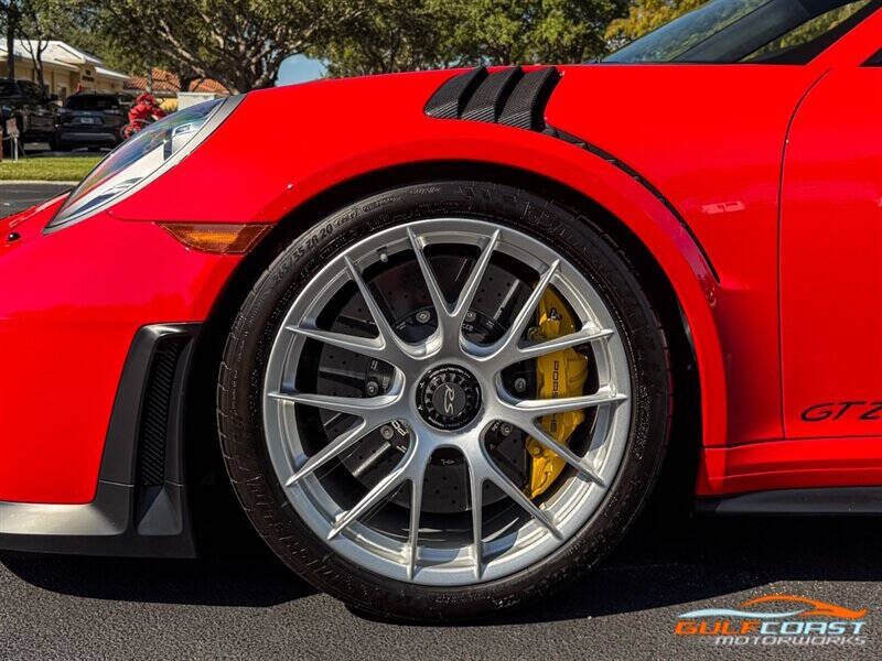 2018 Porsche 911 GT2 RS