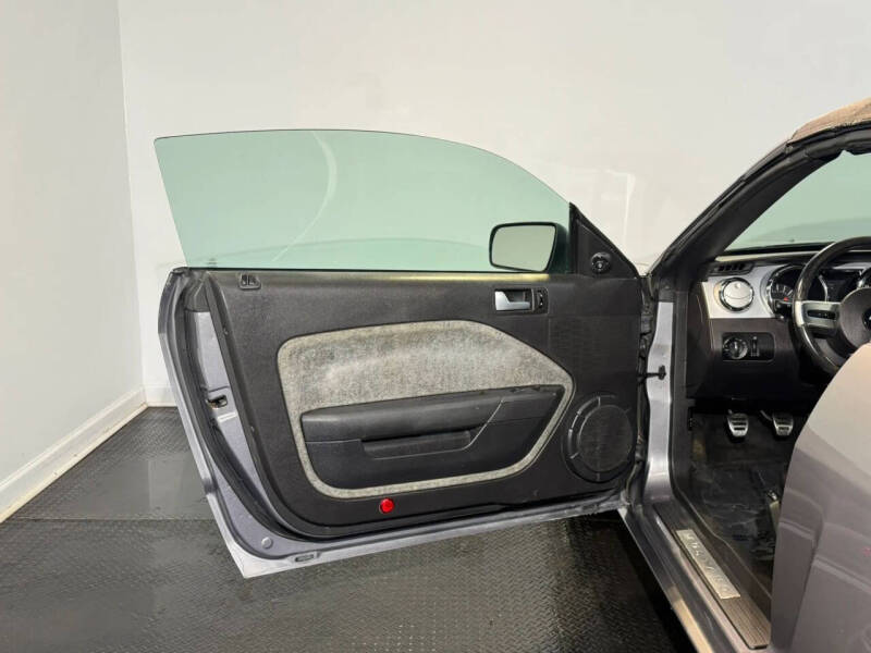 2006 Ford Mustang