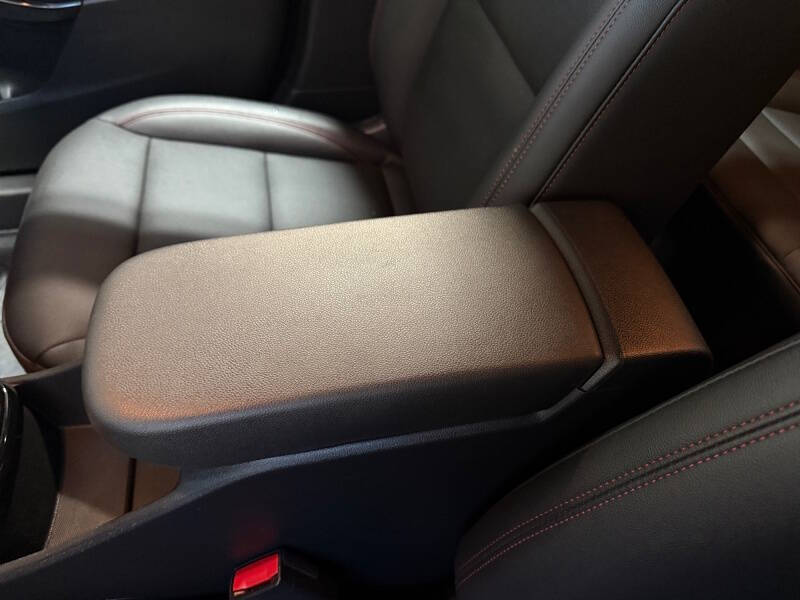 2025 Chevrolet Trax RS