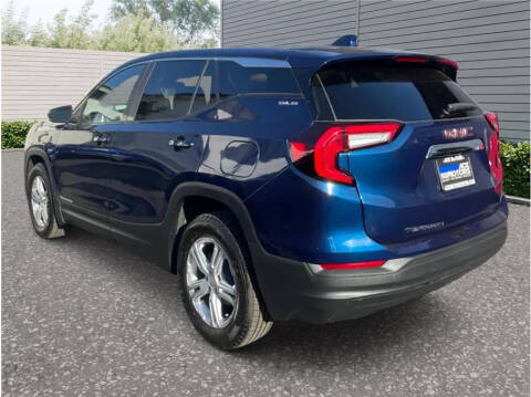 2022 GMC Terrain SLE