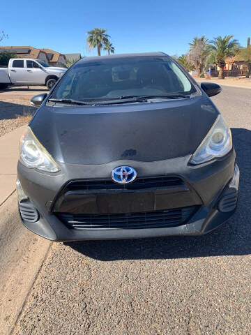 2016 Toyota Prius c Two